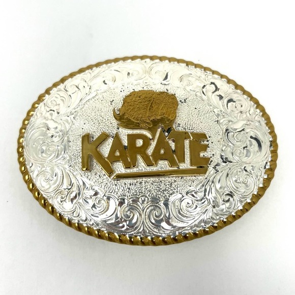 Crumrine KARATE Belt Buckle 3.5”x2.75” Silver & Gold - Picture 8 of 9